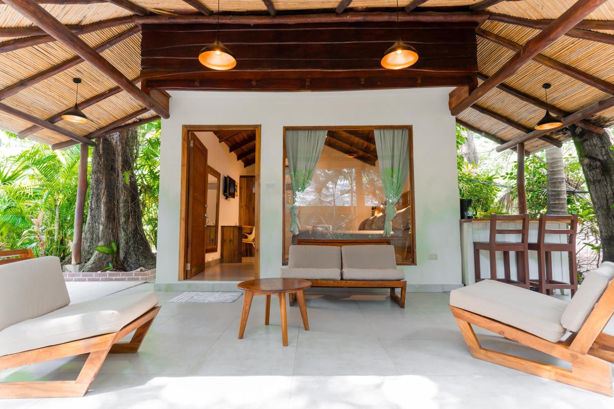 Banana Beach Bungalows Playa Santa Teresa  Екстер'єр фото